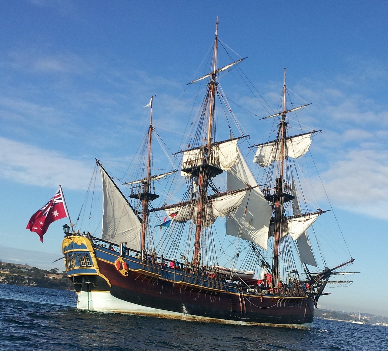 Endeavour sails home in triumph : newsbytes
